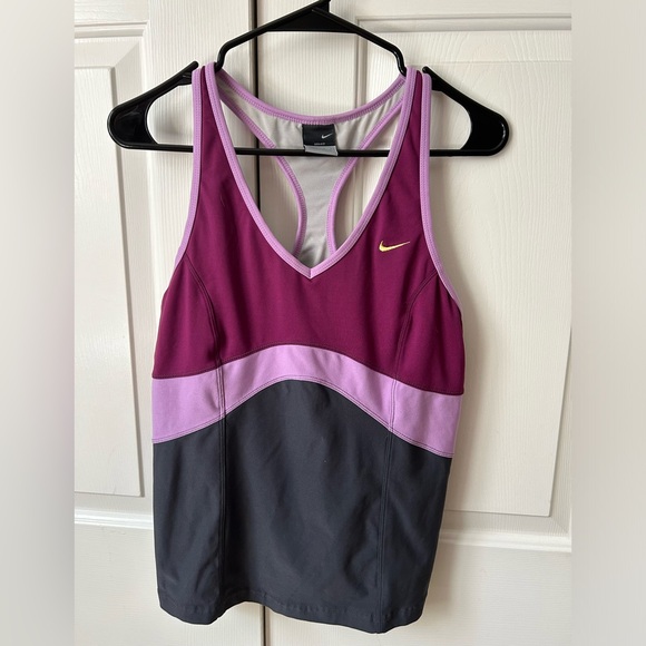 Nike Work Out Top - Picture 1 of 4